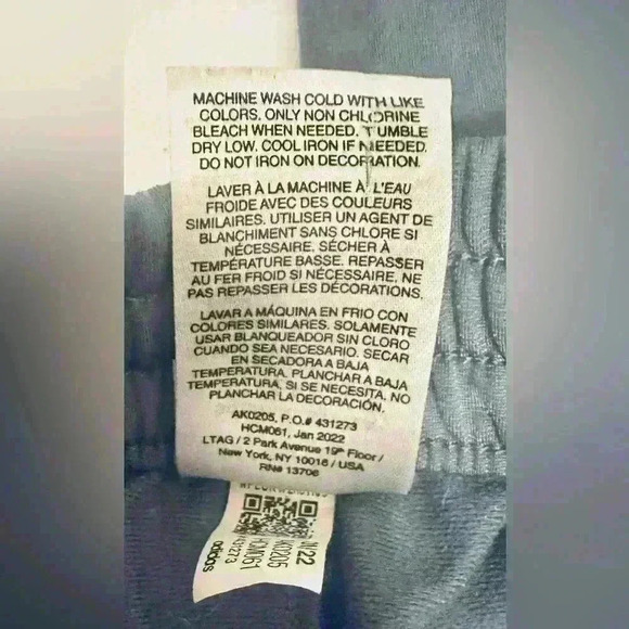 Adidas Iconic Tricot Jogger, Unisex Youth Size Large 14/16, Silver Gray - Picture 12 of 13